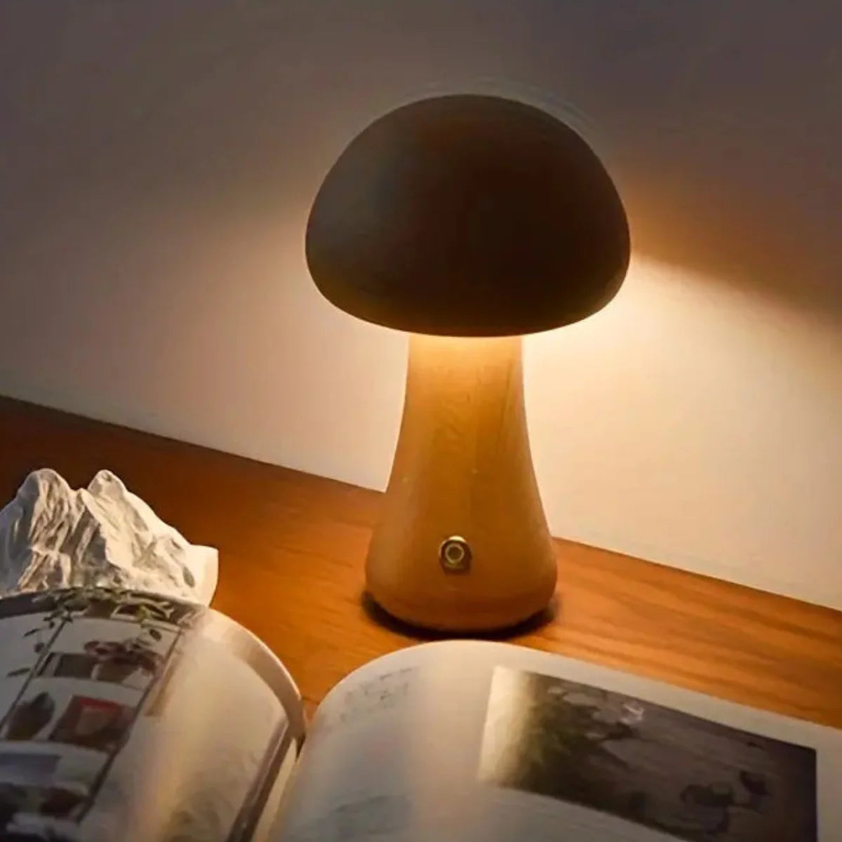 Mushroom-Inspired Table Lamp